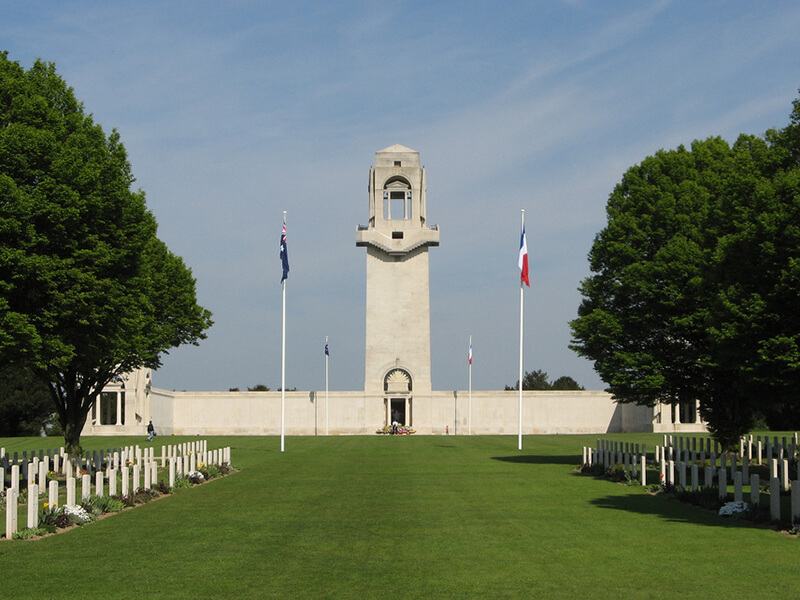 VILLERS-BRETONNEUX MEMORIAL