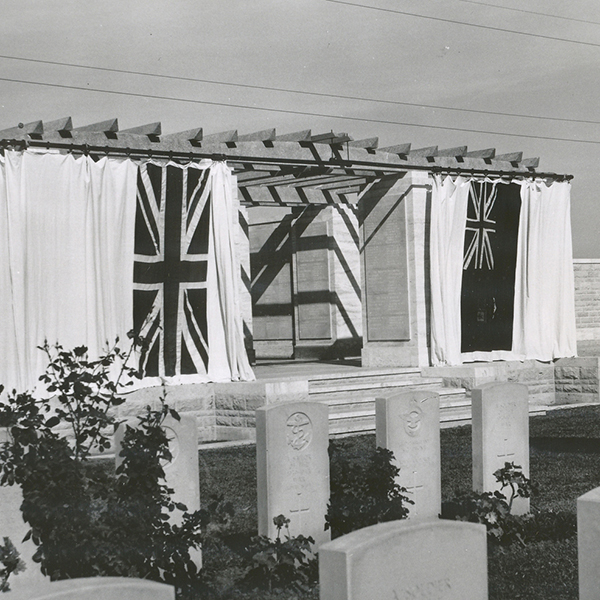 World War Two Women's Poetry - Pamela Holmes – A mother’s words from the home front