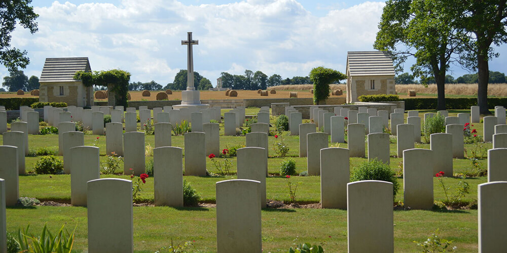 13. Fontenay-le-pesnel war cemetery