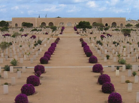 The Story Behind Kenneth Slessor’s Poem ‘Beach Burial’
